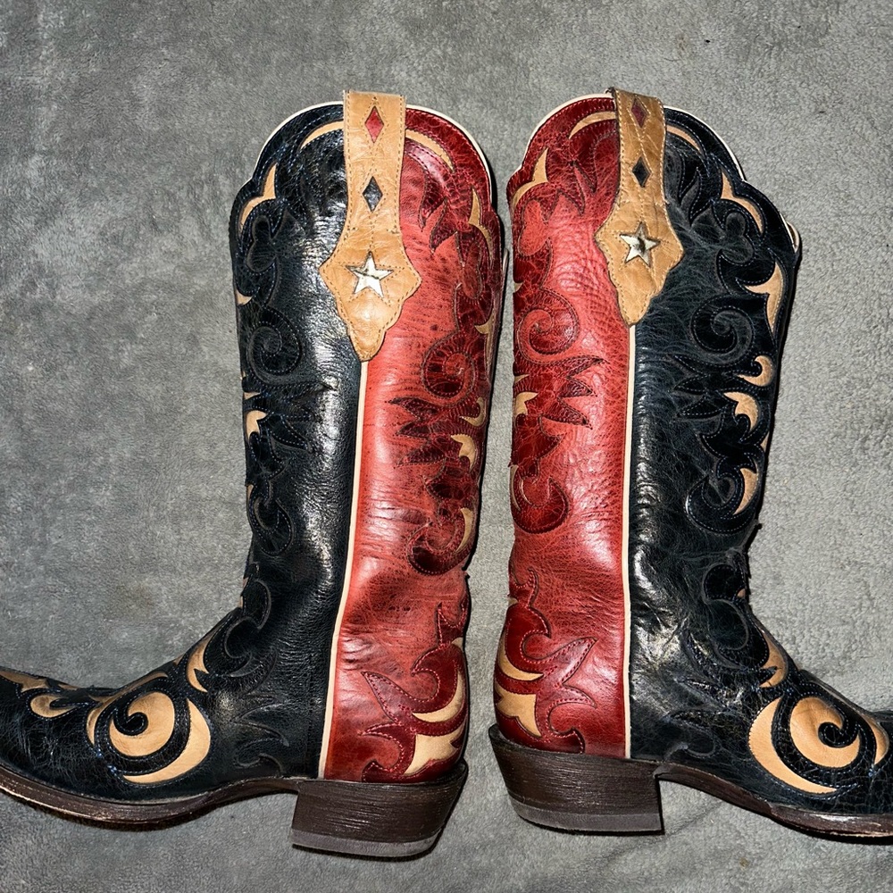 Women’s Ariat Cowboy Boots